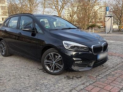 Gebraucht BMW 220 Sport Line 190 PS (139 kW) 2019 Schwarz Kombi