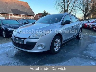 Grau Gebraucht 2011 Renault Mégane III Expression Limousine | 3.990 € (Etwas zu teuer)