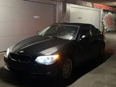 Gebraucht BMW 318 Sport Line 143 PS (105 kW) 2011 Schwarz Coupé