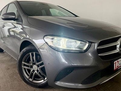 Gebraucht Mercedes B200 150 PS (110 kW) 2019 Grau Van / Kleinbus