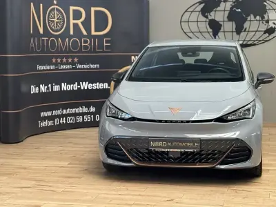 Usata Cupra Born 150 kW (204 CV) 2024 Grigio Utilitaria