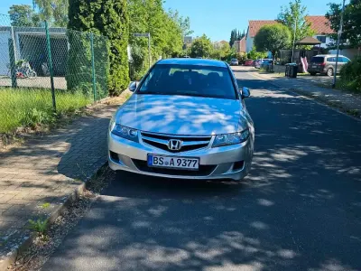 Gebraucht Honda Accord 155 PS (114 kW) 2007 Grau Limousine