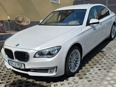 Gebraucht BMW 750L Performance 381 PS (280 kW) 2013 Weiß Limousine