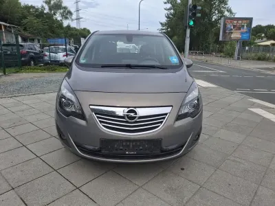 Gebraucht Opel Meriva Innovation 131 PS (96 kW) 2012 Schwarz Van / Kleinbus