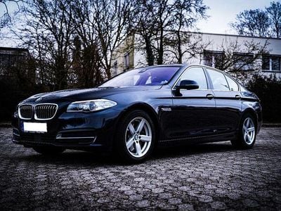 Gebraucht BMW 525 218 PS (160 kW) 2016 Blau Limousine