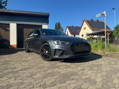 Gebraucht Audi A4 S-Line 245 PS (180 kW) 2020 Grau Kombi