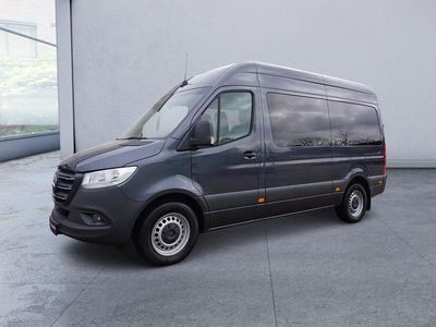 Gebraucht Mercedes Sprinter 170 PS (125 kW) 2023 Grau Van