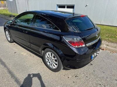 Opel Astra GTC