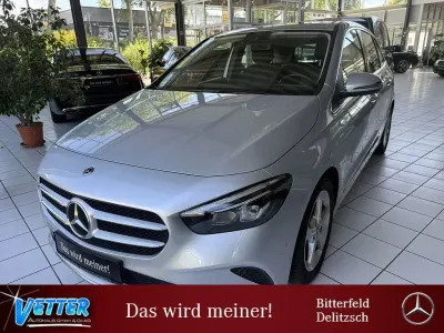 Gebraucht Mercedes B180 136 PS (100 kW) 2021 Silber Kleinwagen