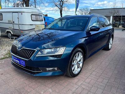 Gebraucht Skoda Superb Style 190 PS (139 kW) 2017 Blau Kombi