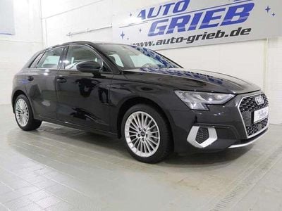 Brillantschwarz Gebraucht 2022 Audi A3 Advanced Kombi | 20.950 € (Fairer Preis)