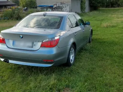 Usata BMW 523 177 CV (130 kW) 2006 Andere farben Berlina