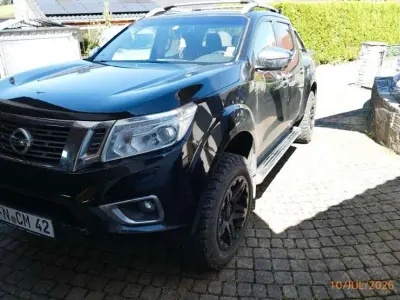 Gebraucht Nissan Navara 190 PS (139 kW) 2016 Schwarz Pickup