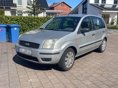 Gebraucht Ford Fusion 80 PS (58 kW) 2003 Silber Kleinwagen