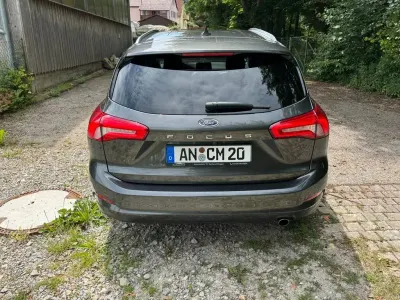 Gebraucht Ford Focus Cool & Connect 150 PS (110 kW) 2019 Grau Limousine
