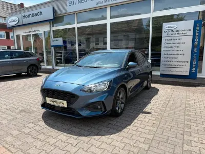 Gebraucht Ford Focus ST-Line 125 PS (91 kW) 2018 Blau Limousine