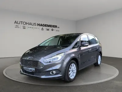 Gebraucht Ford S-MAX Titanium 160 PS (117 kW) 2018 Magneticgrau metallic Van / Kleinbus
