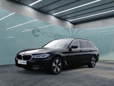 Schwarz Gebraucht 2023 BMW 520 Sport Line Kombi | 42.050 € (Teuer)