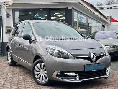 Grau Gebraucht 2014 Renault Scénic III Bose Edition Van / Kleinbus | 9.290 € (Etwas zu teuer)