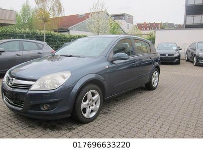 Usata Opel Astra Edition 116 CV (85 kW) 2007 Blu Berlina