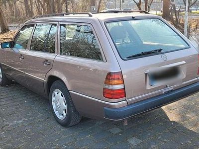 Gebraucht Mercedes E230 132 PS (97 kW) 1991 Kombi