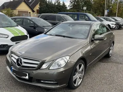 Gebraucht Mercedes E350 292 PS (214 kW) 2011 Grau Coupé