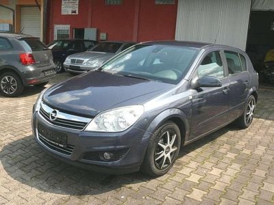 Second-hand Opel Astra Cosmo 116 CP (85 kW) 2008 Albastru Hatchback