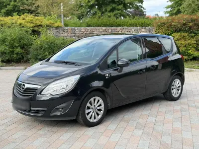 Gebraucht Opel Meriva 120 PS (88 kW) 2012 Schwarz Van / Kleinbus