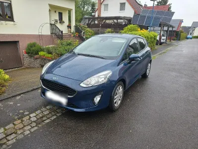 Używany Ford Fiesta 101 KM (74 kW) 2020 Niebieski Hatchback