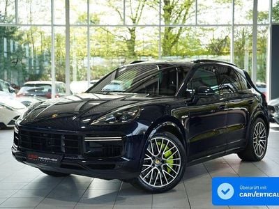 Second-hand Porsche Cayenne Turbo S 680 CP (500 kW) 2020 Albastru SUV