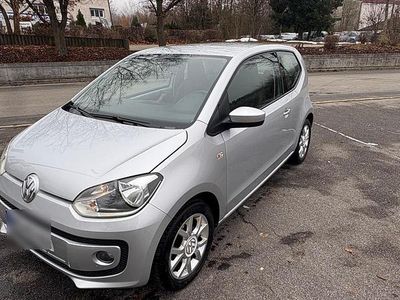 Silber Gebraucht 2012 VW up! Kleinwagen | 6.000 € (Fairer Preis)