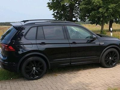 Schwarz Gebraucht 2019 VW Tiguan R-line SUV | 22.123 € (Guter Preis)