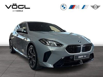 Brooklyn grau Neu 2026 BMW 120 M Sport Kleinwagen | 34.700 € (Guter Preis)