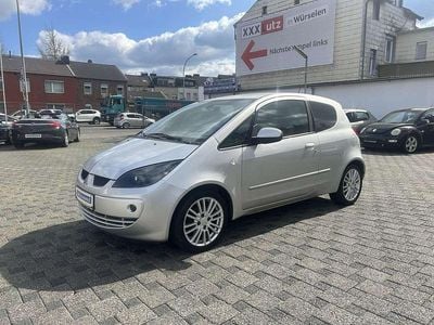 Gebraucht Mitsubishi Colt Motion 95 PS (69 kW) 2008 Silber met. Limousine