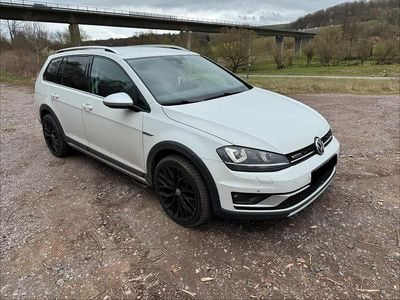 Brugt VW Golf Alltrack 184 HK (135 kW) 2015 Hvid Stationcar