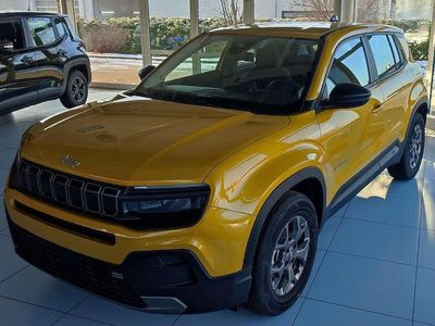 Second-hand Jeep Avenger Longitude 99 CP (72 kW) 2023 Galben SUV
