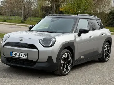 Gebraucht Mini Aceman Classic 135 kW (184 PS) 2024 Grau SUV