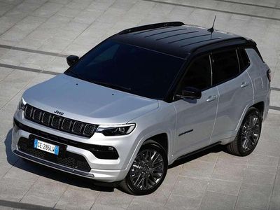 Gebraucht Jeep Compass 179 PS (131 kW) 2021 Silber SUV