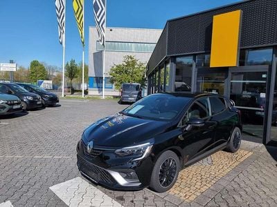 Usata Renault Clio V Bose Edition 140 CV (102 kW) 2023 Nero Utilitaria