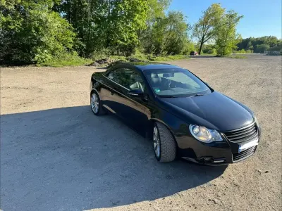 Gebraucht VW Eos Individual 140 PS (102 kW) 2010 Schwarz Cabrio