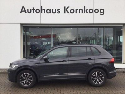 Uranograu Gebraucht 2022 VW Tiguan Life SUV | 24.990 € (Etwas zu teuer)