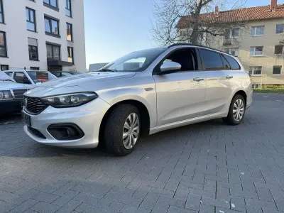 Usata Fiat Tipo Easy 120 CV (88 kW) 2017 Grigio Station wagon