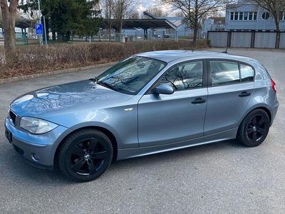 Gebraucht BMW 116 116 PS (85 kW) 2005 Blau Kleinwagen