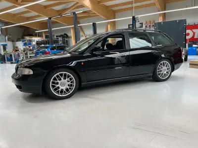 Gebraucht Audi A4 150 PS (110 kW) 1996 Schwarz Kombi