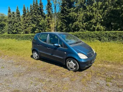 Gebraucht Mercedes A160 102 PS (75 kW) 2001 Blau Kleinwagen
