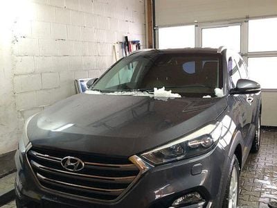 Gebraucht Hyundai Tucson Premium 177 PS (130 kW) 2016 Grau SUV