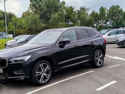 Gebraucht Volvo XC60 Momentum 190 PS (139 kW) 2019 Schwarz SUV