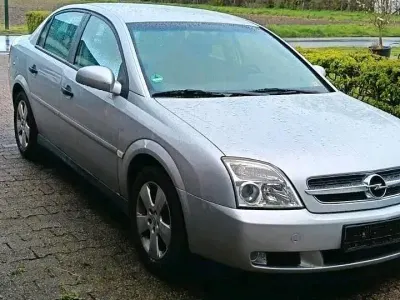 Gebraucht Opel Vectra 120 PS (88 kW) 2007 Silber Limousine