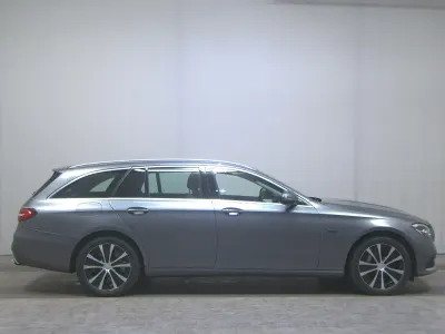 Second-hand Mercedes E300 Avantgarde 306 CP (225 kW) 2020 Gri Break