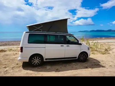Gebraucht VW California Beach 140 PS (102 kW) 2015 Weiß Van
